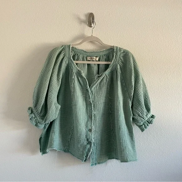 Free People Top - Picture 1 of 6